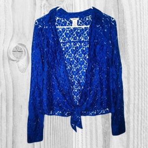 🍁 ONLY WORN ONCE!! Candies XL Blue Lace Button Up
